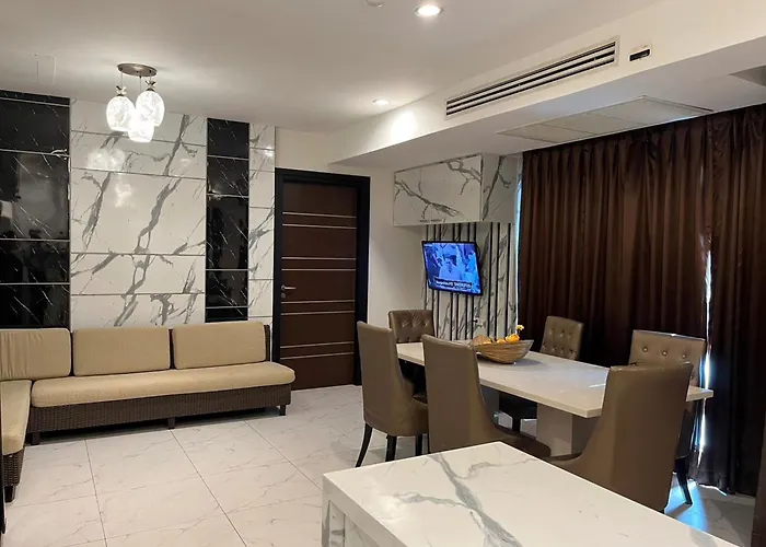 Sky Dome Resotel - โรงแรมสกายโดม รีโซเทล ホテル
