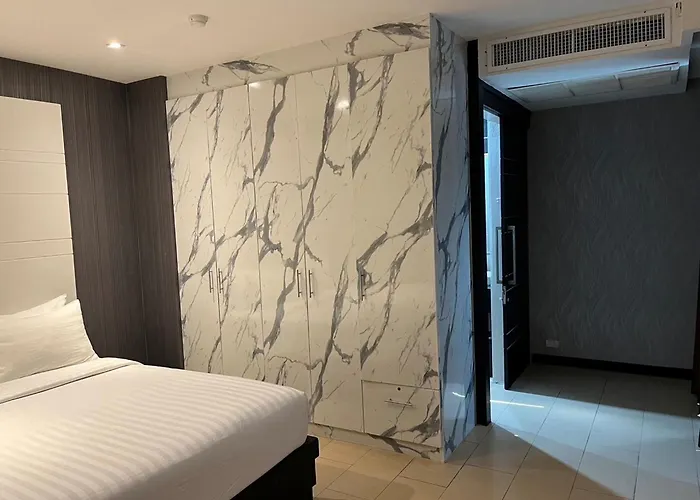 Sky Dome Resotel - โรงแรมสกายโดม รีโซเทล 5*