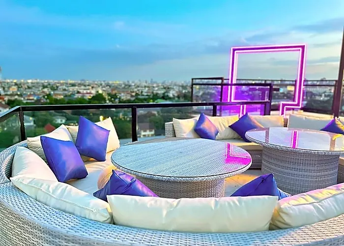 Sky Dome Resotel - โรงแรมสกายโดม รีโซเทล ホテル バンコク都