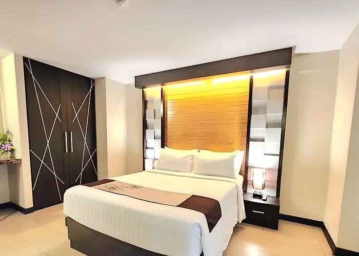 Sky Dome Resotel - โรงแรมสกายโดม รีโซเทล ホテル バンコク都